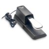 Pédale de sustain pour clavier, marque Stagg, avec câble intégré et connecteur jack, idéale pour musiciens.