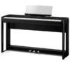 Piano numérique noir avec pédalier et pupitre à partition, idéal pour apprentis et musiciens confirmés, design moderne.
